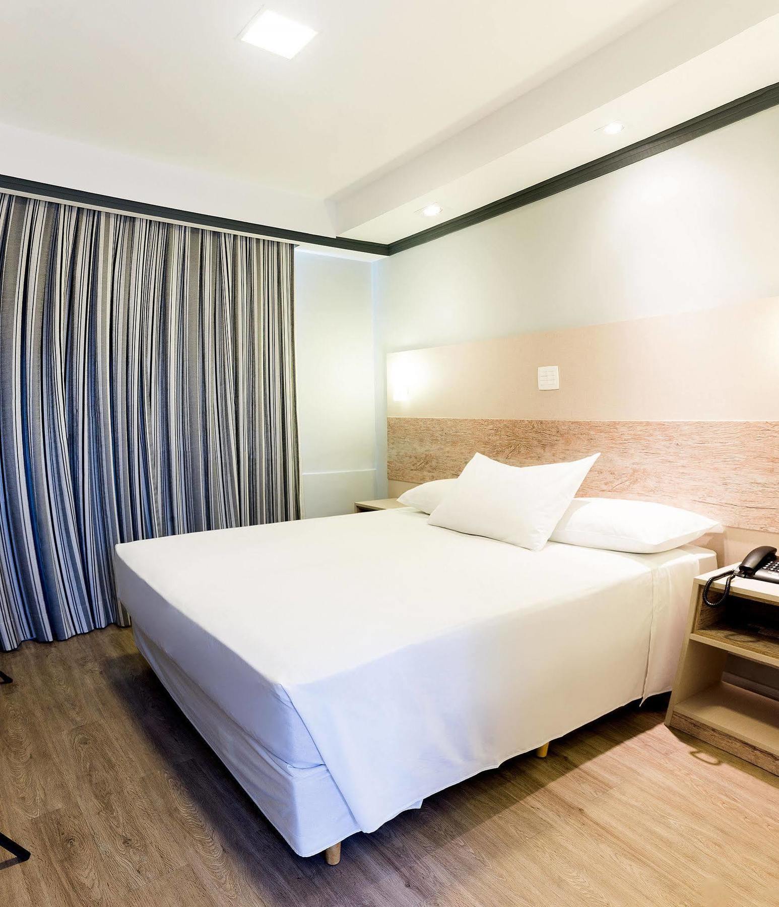 Hotel Kk Itu Εξωτερικό φωτογραφία